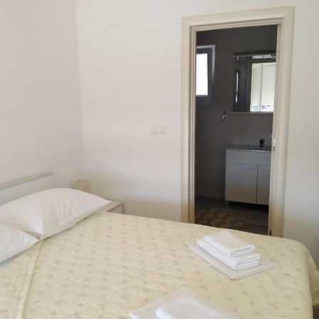 Apartments Patalic Lopar Ngoại thất bức ảnh