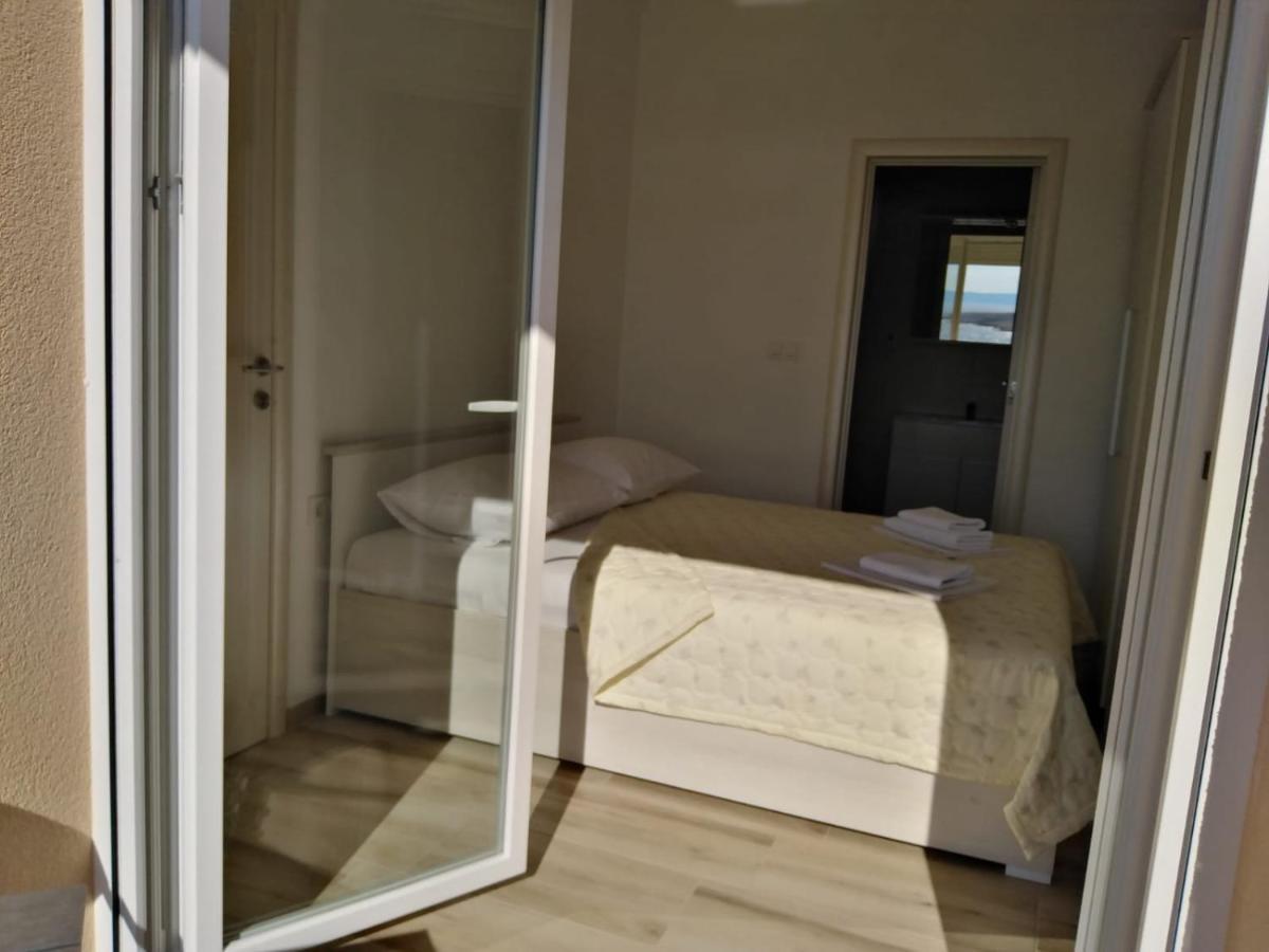 Apartments Patalic Lopar Ngoại thất bức ảnh