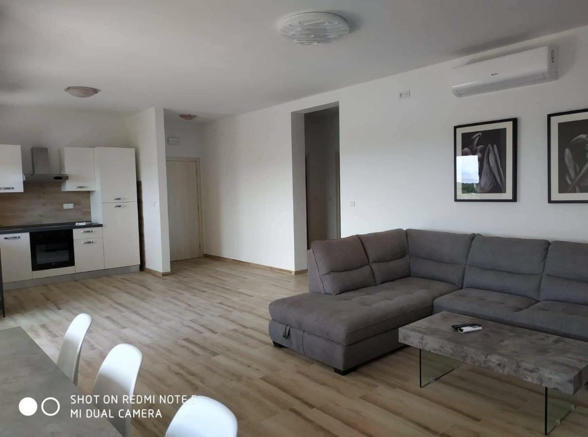 Apartments Patalic Lopar Ngoại thất bức ảnh